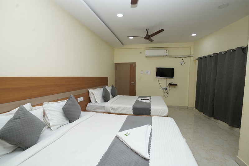 Hotel Sri Sai Regency
