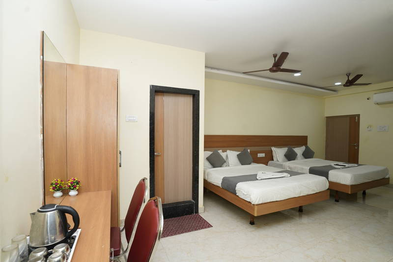 Hotel Sri Sai Regency