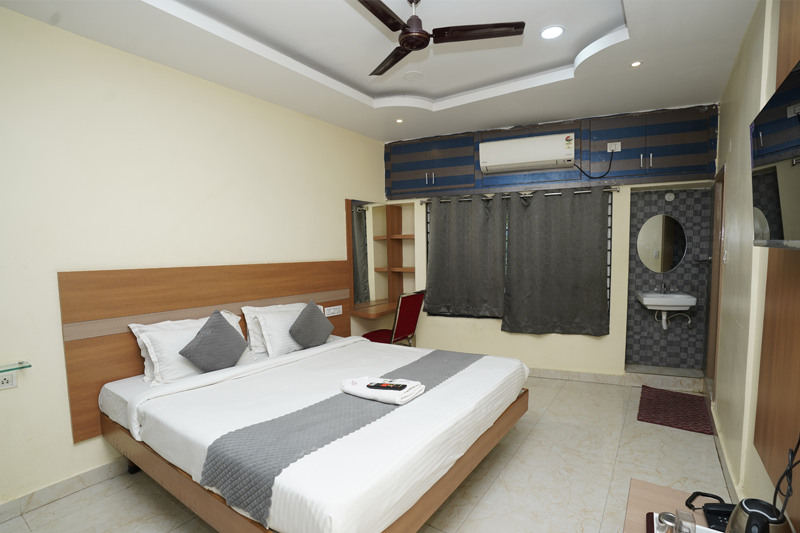 Hotel Sri Sai Regency