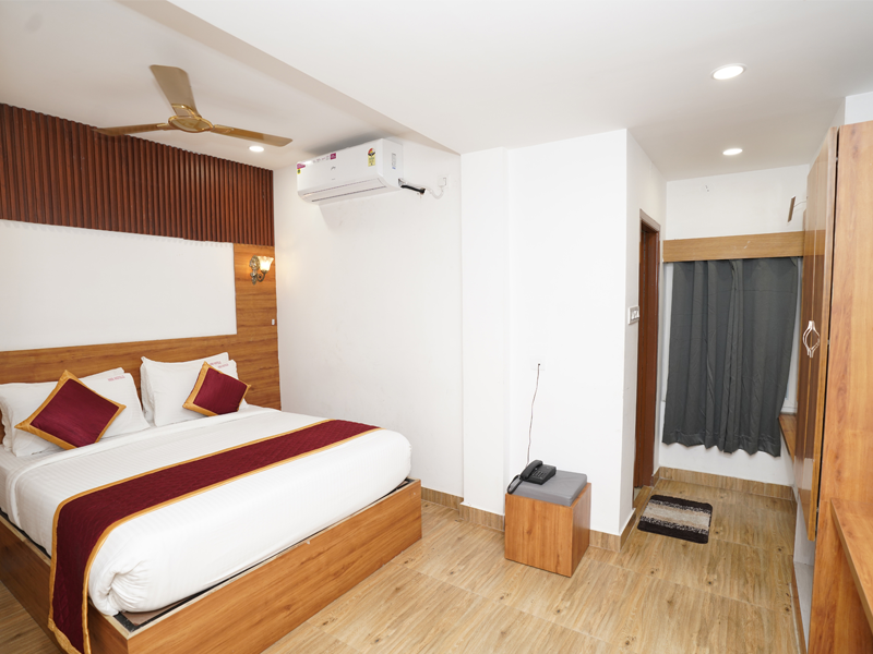 Hotel Sriveda Premium