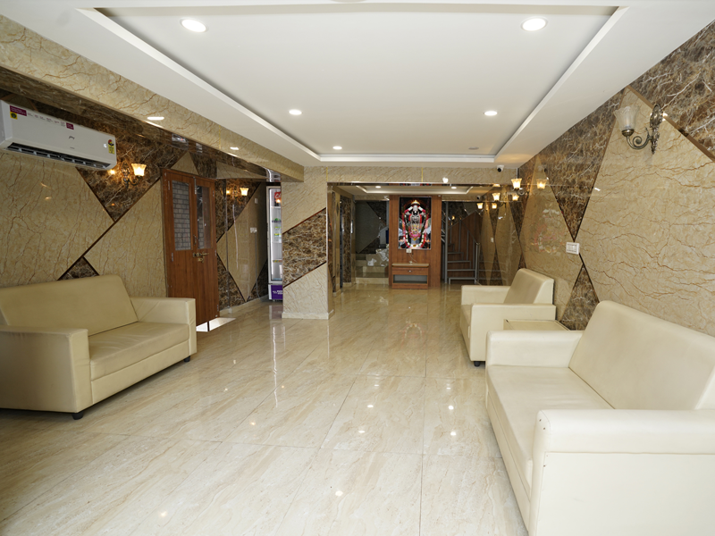 Hotel Sriveda Premium